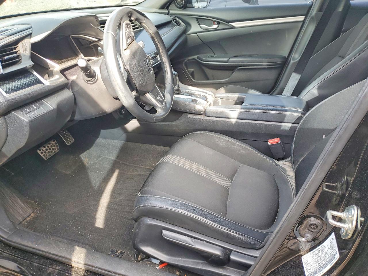 2019 Honda Civic Sport - Image 7
