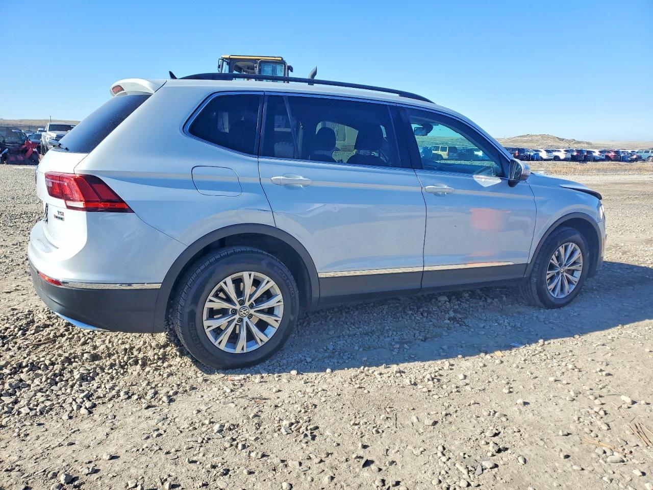 2018 Volkswagen Tiguan Se - Фото 3