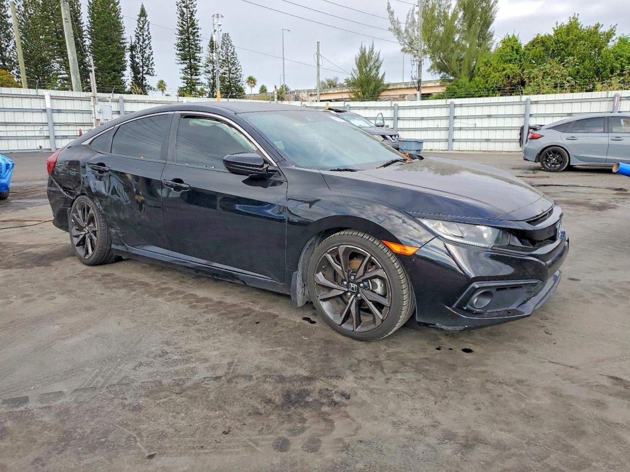 2020 Honda Civic Sport - Image 4