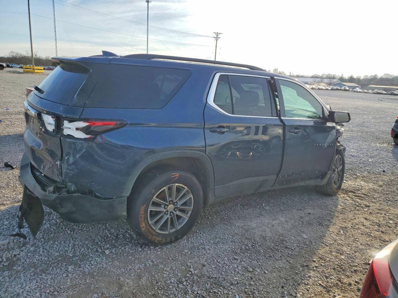 2022 Chevrolet Traverse Lt - Фото 3