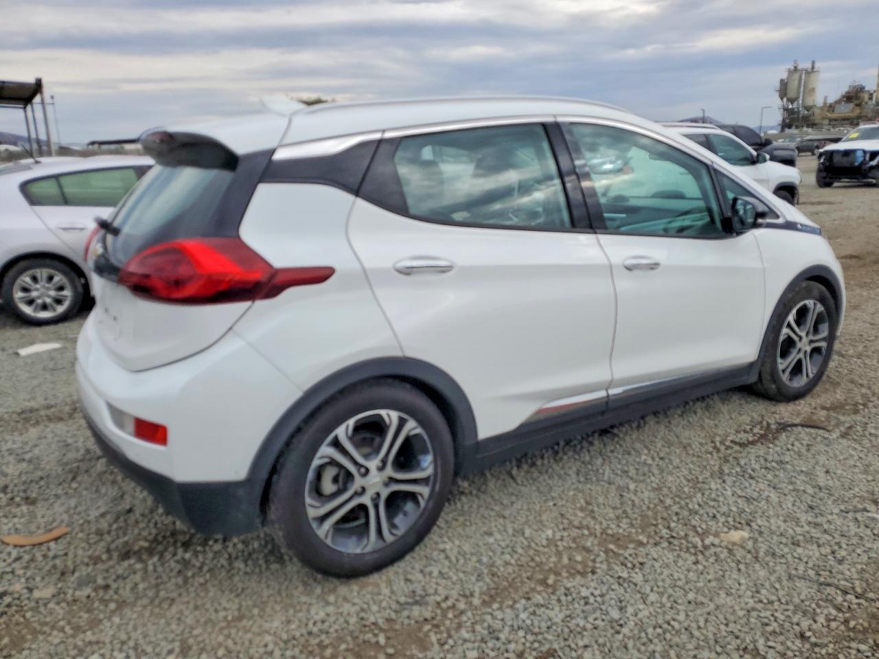 2017 Chevrolet Bolt Ev Premier - Фото 3