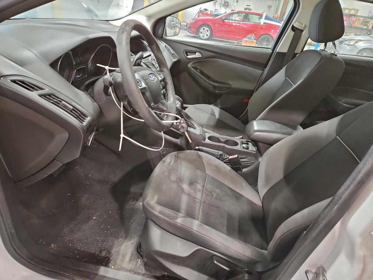 2012 Ford Focus Se - Фото 7