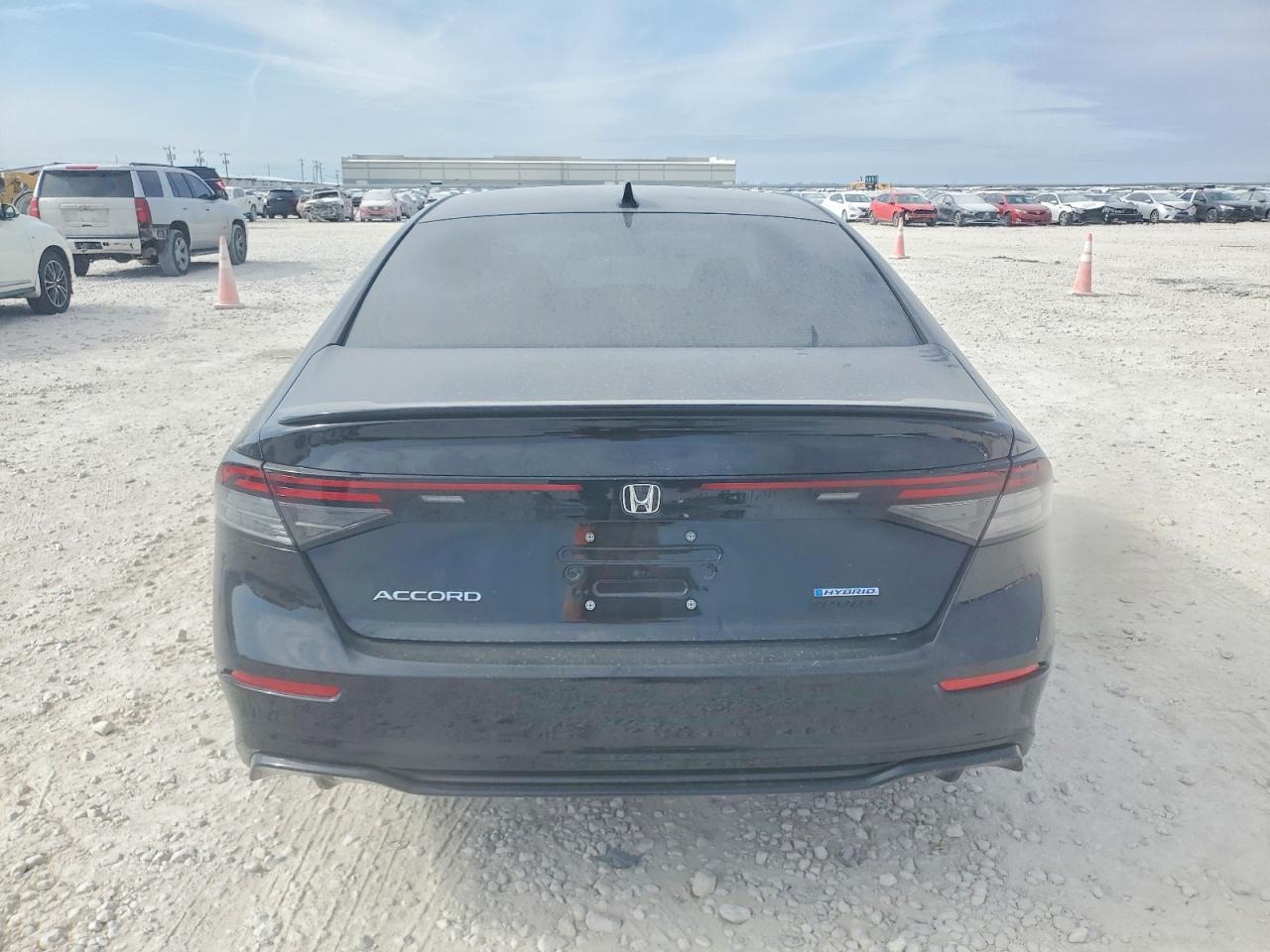 2025 Honda Accord Hybrid Sport-L - Image 6