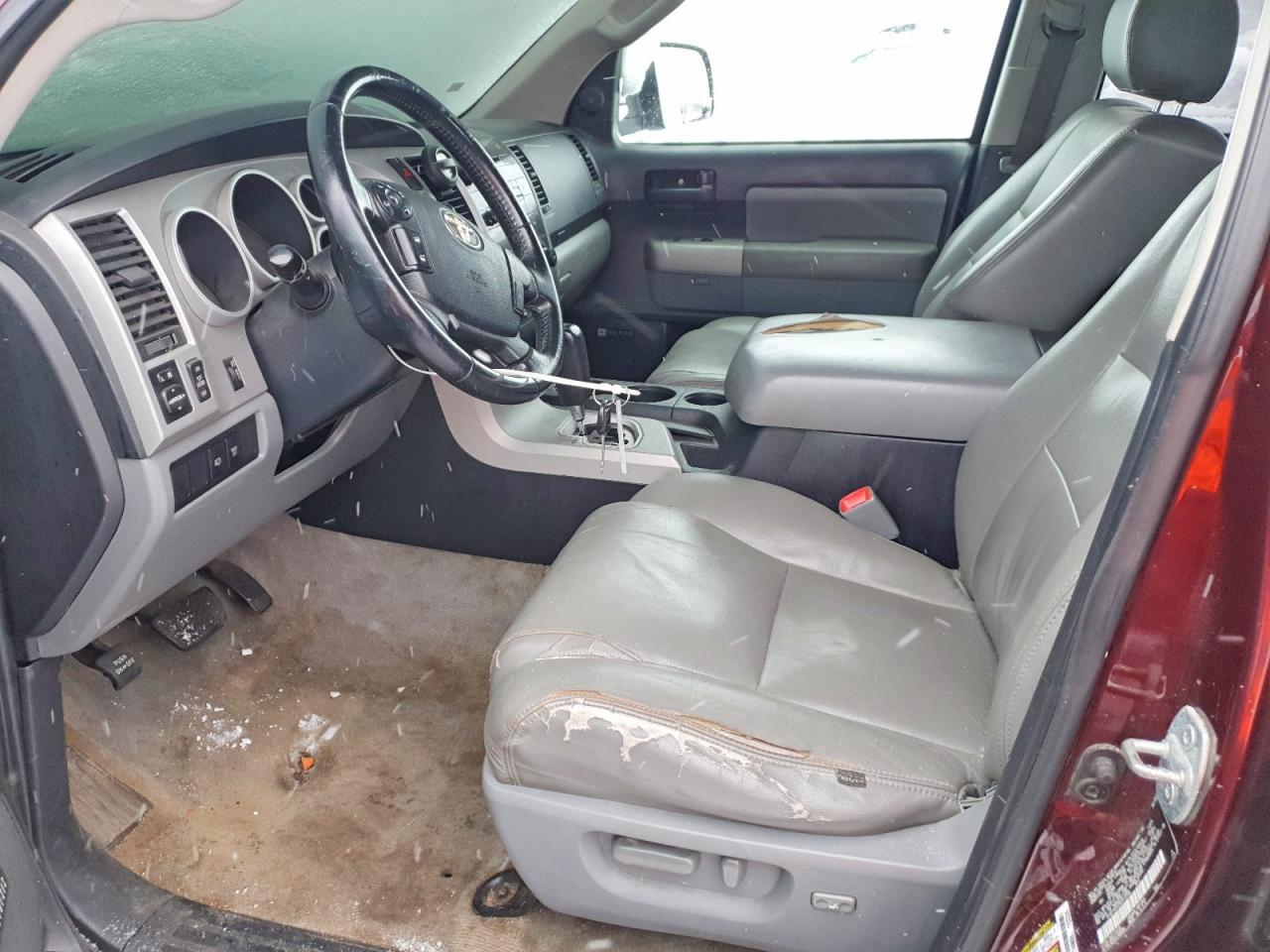 2008 Toyota Sequoia Sr5 - Image 7