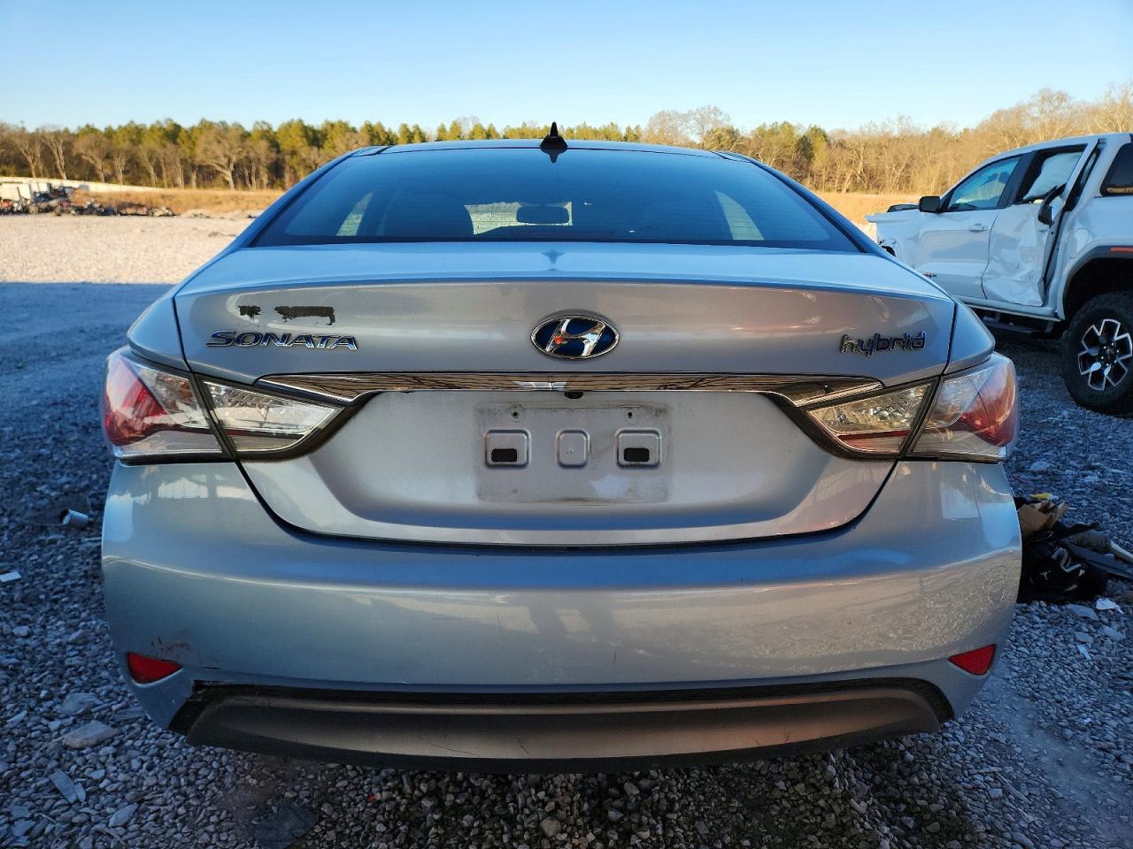 2012 Hyundai Sonata Hybrid - Image 6