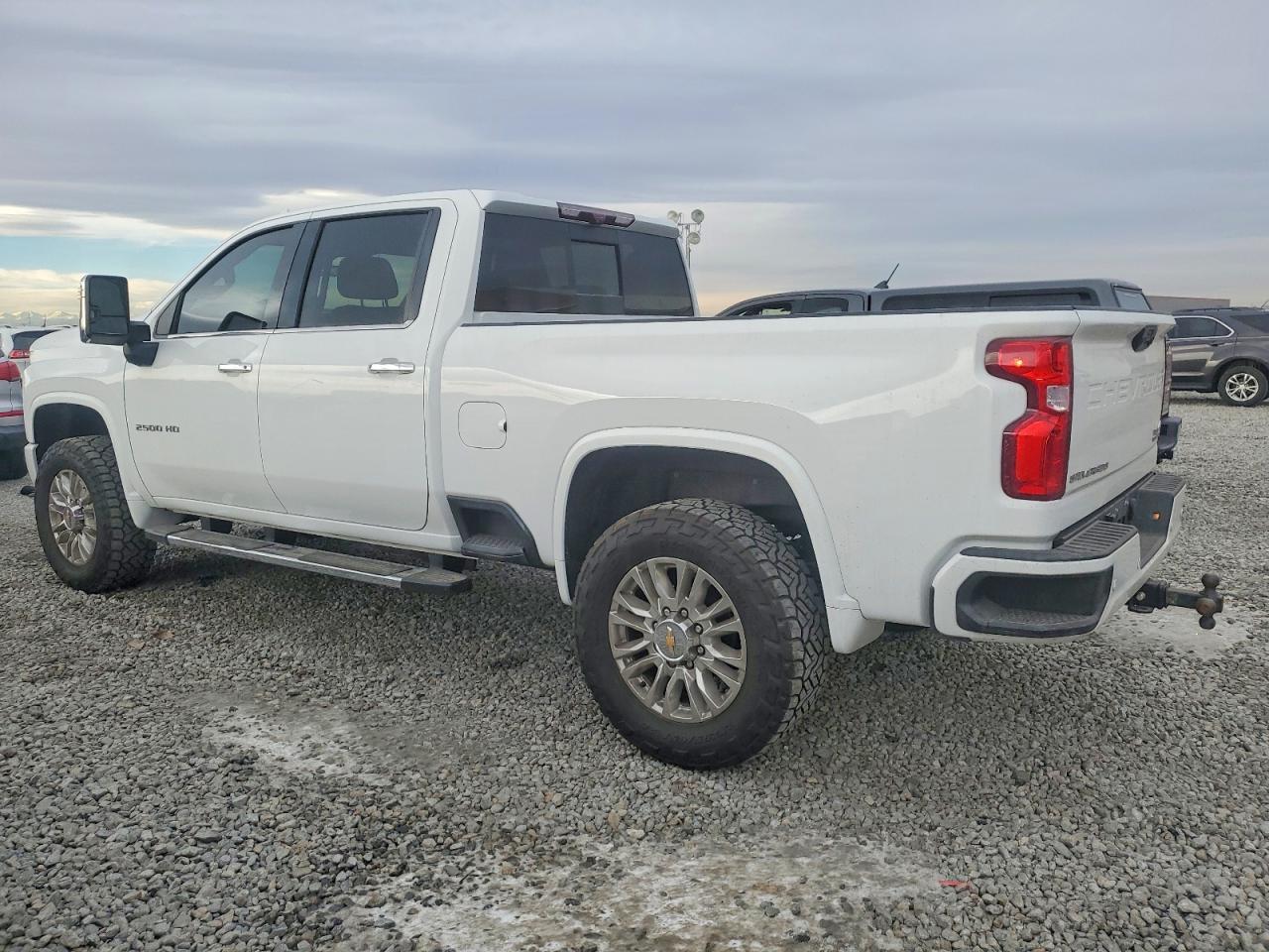 2022 Chevrolet Silverado K2500 High Country - Image 2