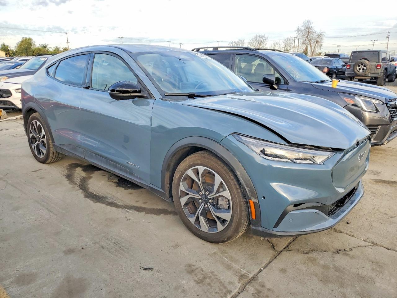 2024 Ford Mustang Mach-E Select - Фото 4