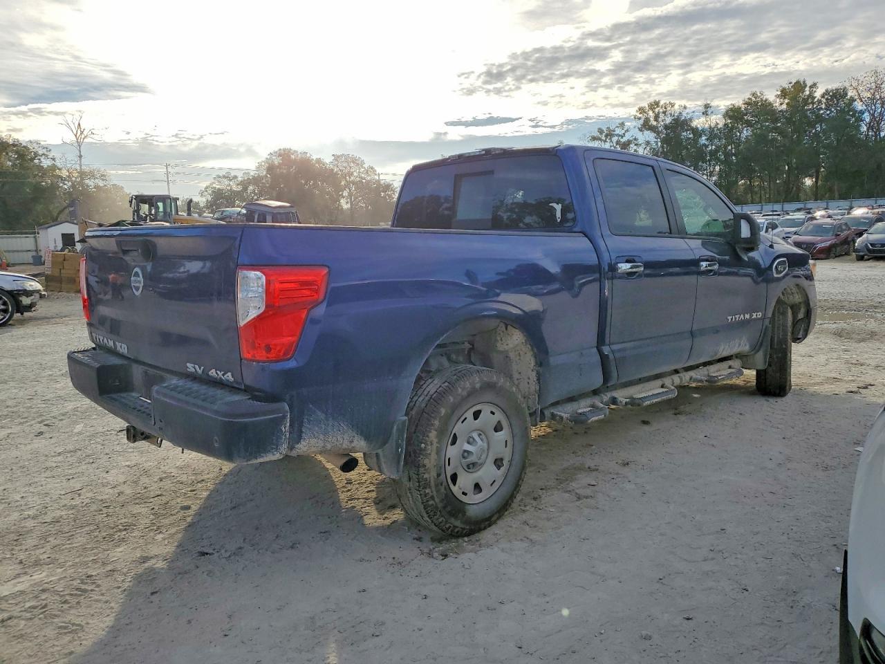 2021 Nissan Titan Xd Sv - Image 3