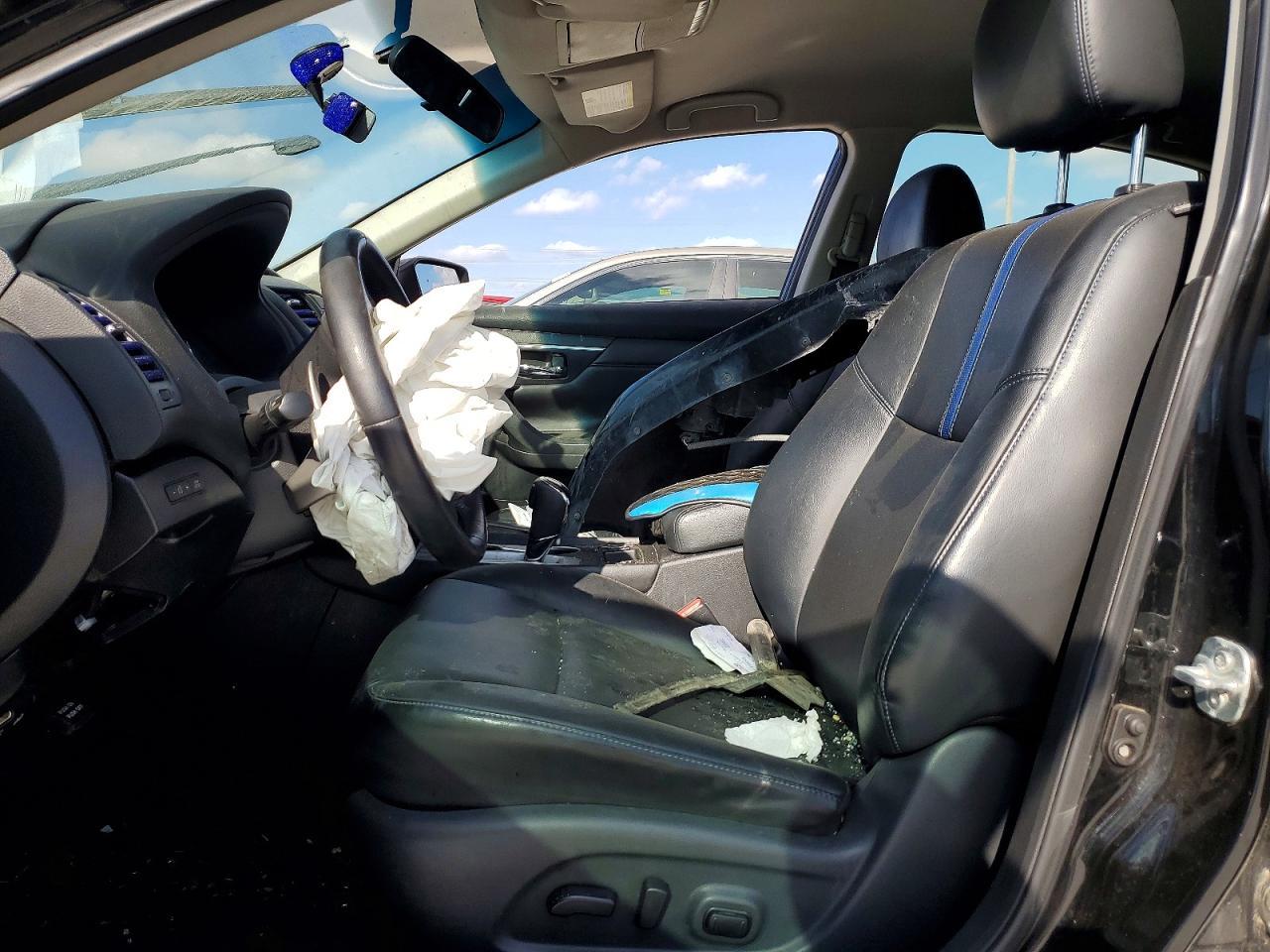 2016 Nissan Altima 2.5 - Image 7