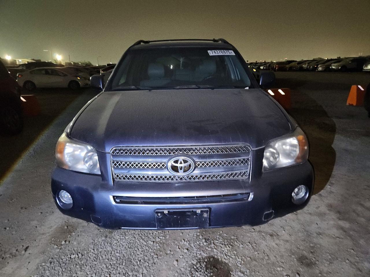 2006 Toyota Highlander Hybrid - Image 5