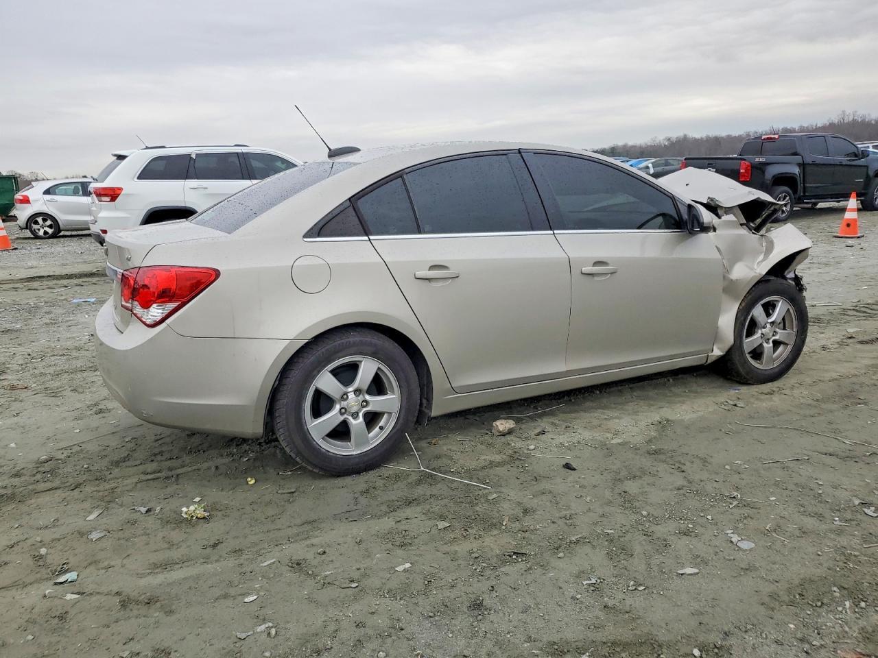 2016 Chevrolet Cruze Limited Lt - Image 3