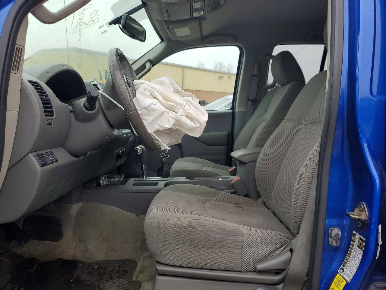 2015 Nissan Frontier S - Фото 7