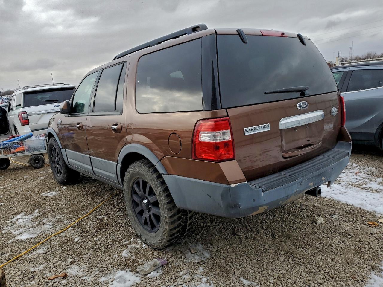 2012 Ford Expedition Xlt - Фото 2