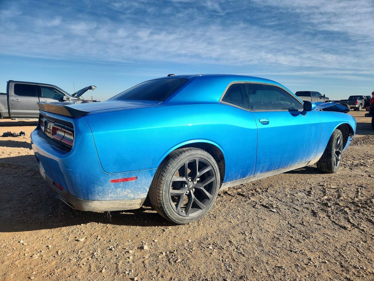 2023 Dodge Challenger Sxt - Фото 3
