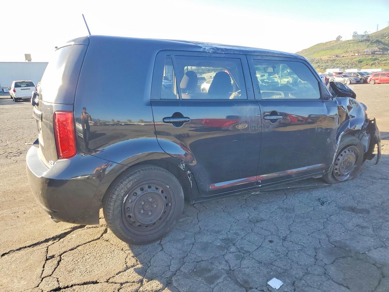 2009 Scion Xb Base - Фото 3