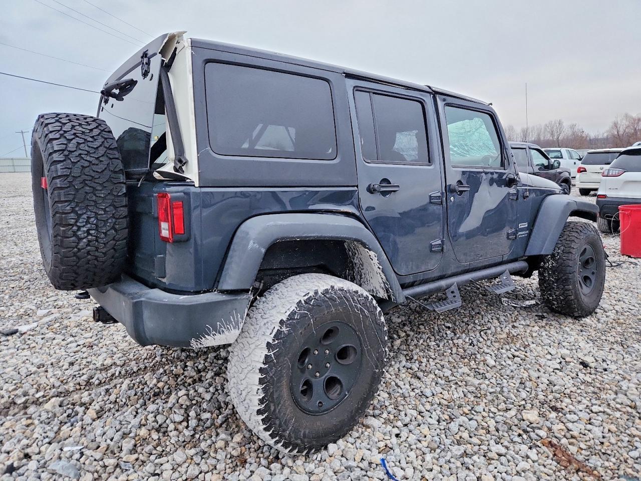 2017 Jeep Wrangler Unlimited Sport - Фото 3