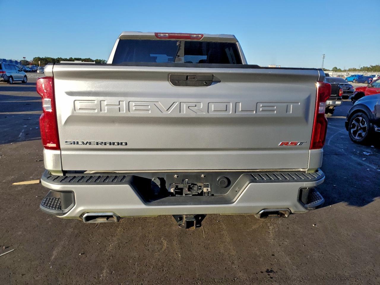 2020 Chevrolet Silverado K1500 Rst - Фото 6