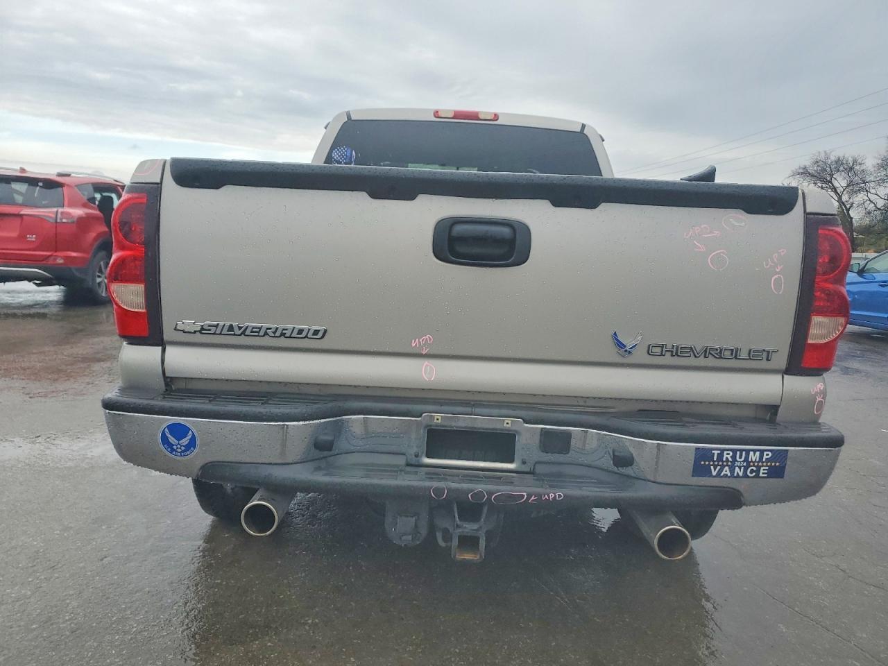 2004 Chevrolet Silverado K1500 - Image 6
