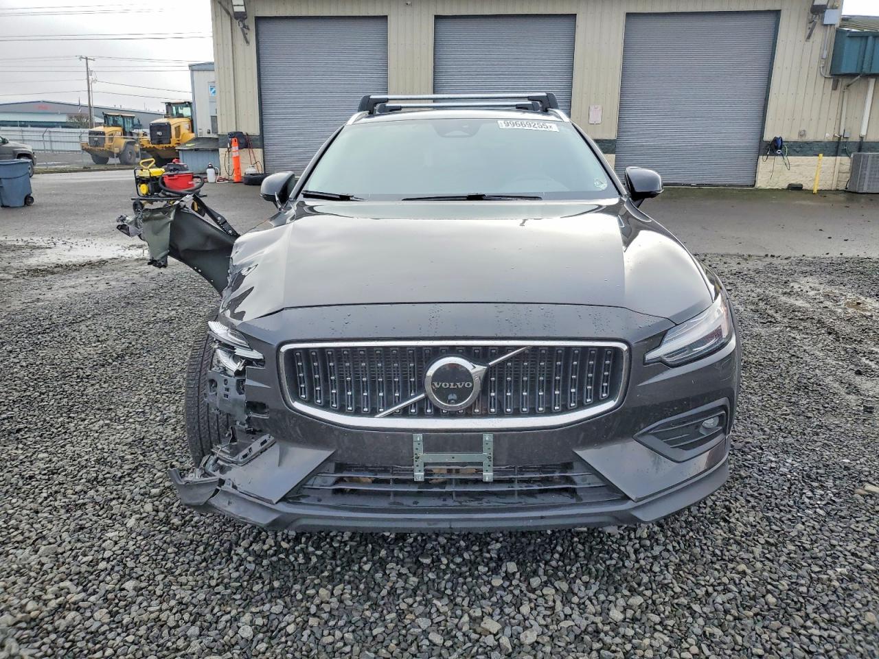 2025 Volvo V60 Cross Country Plus - Фото 5