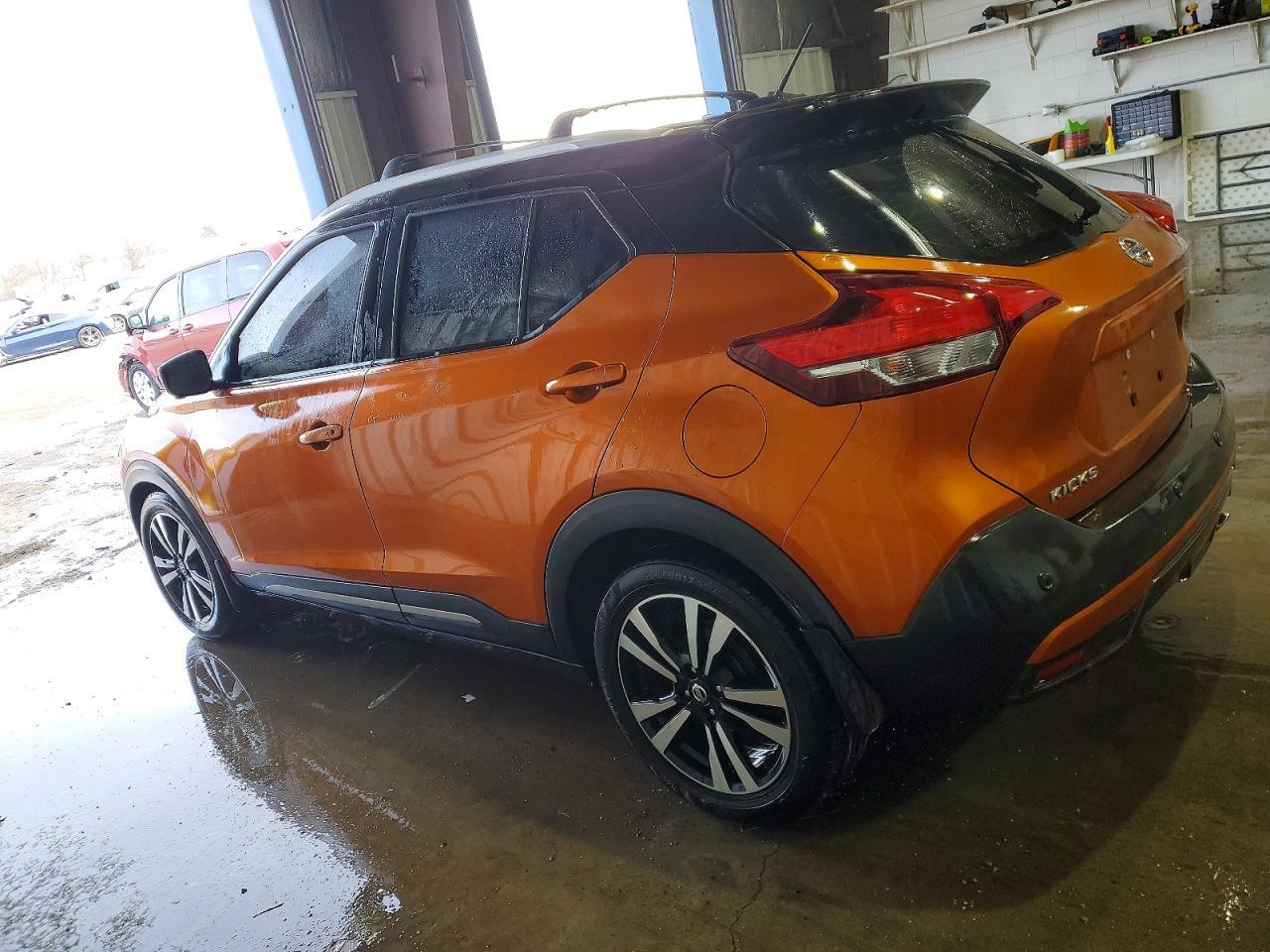2020 Nissan Kicks Sr - Фото 2