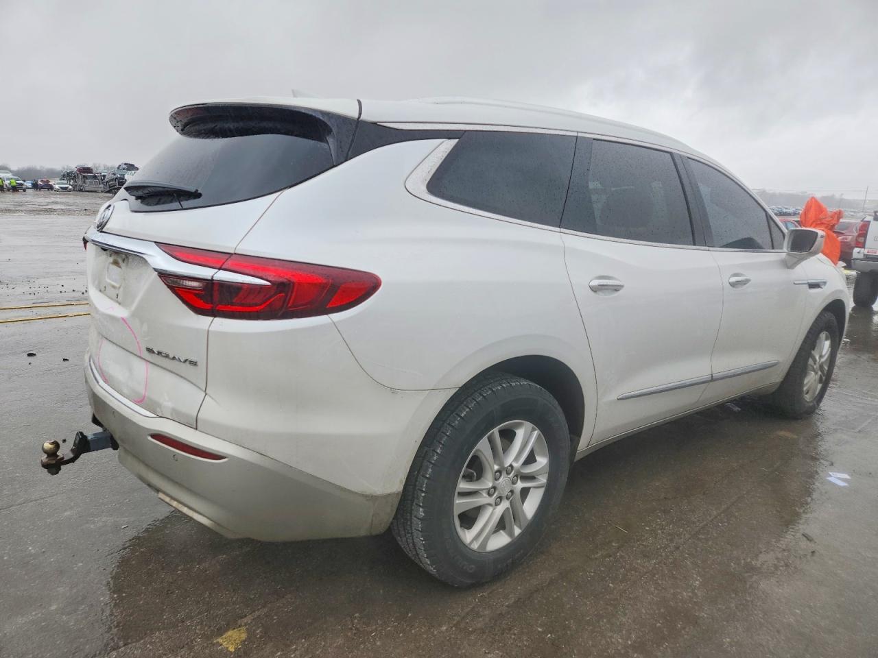 2019 Buick Enclave Essence - Image 3