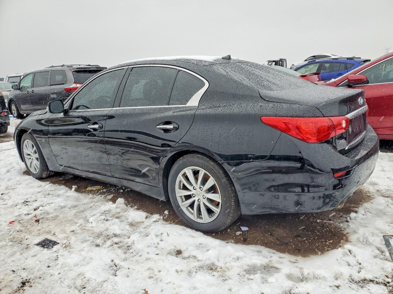 2015 Infiniti Q50 Premium - Фото 2