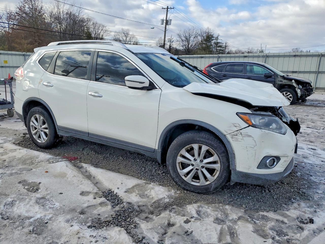 2016 Nissan Rogue S - Image 4