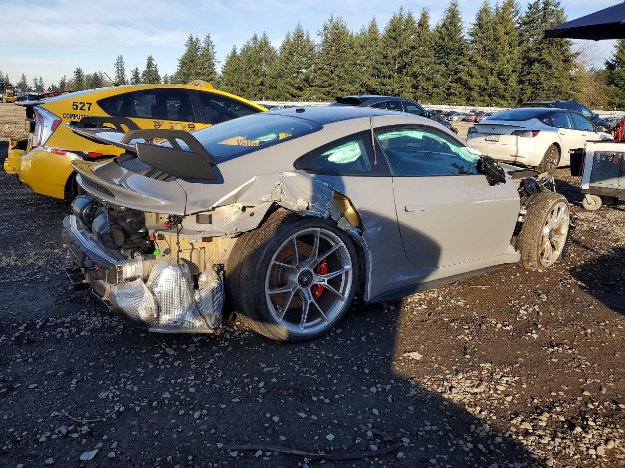 2022 Porsche 911 Gt3 - Image 3