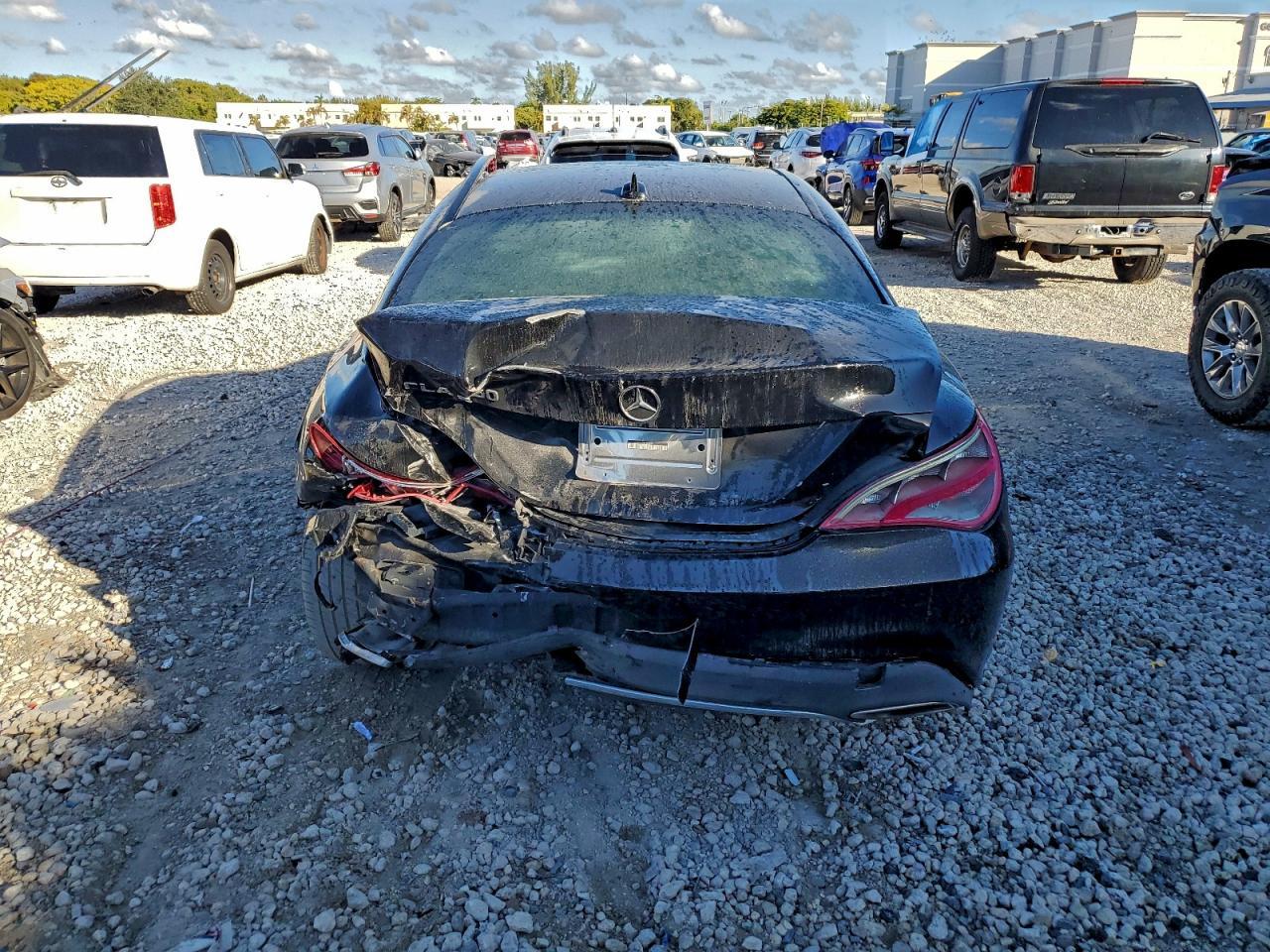 2018 Mercedes-Benz Cla 250 - Фото 6