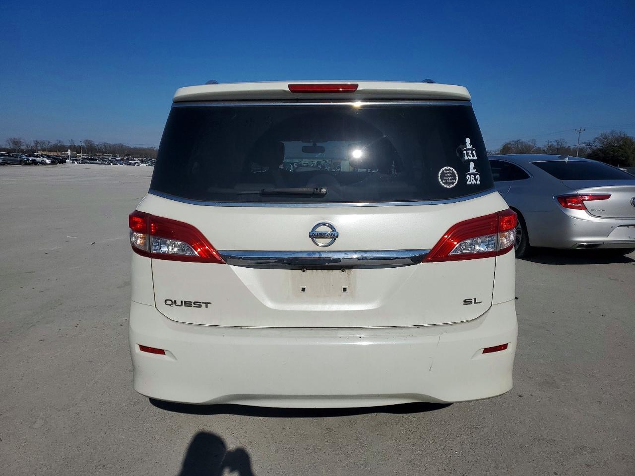 2015 Nissan Quest S - Image 6