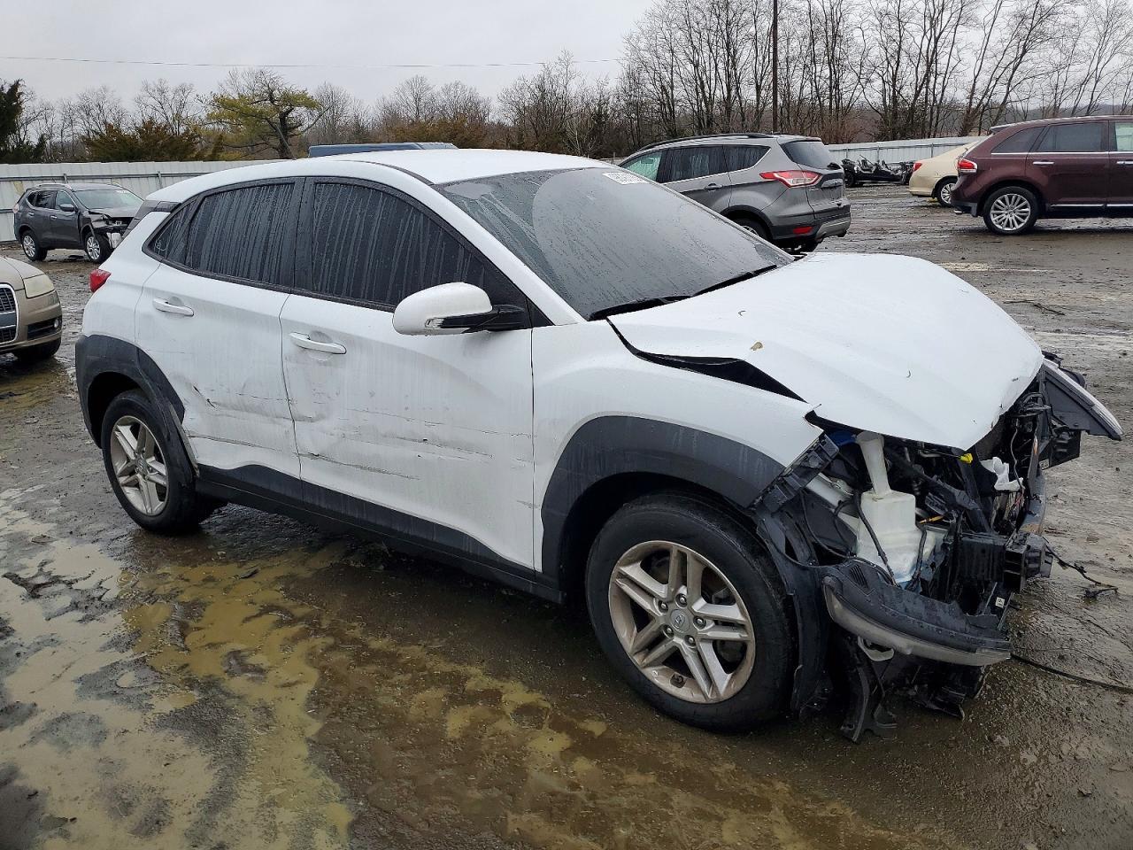 2021 Hyundai Kona Se - Фото 4