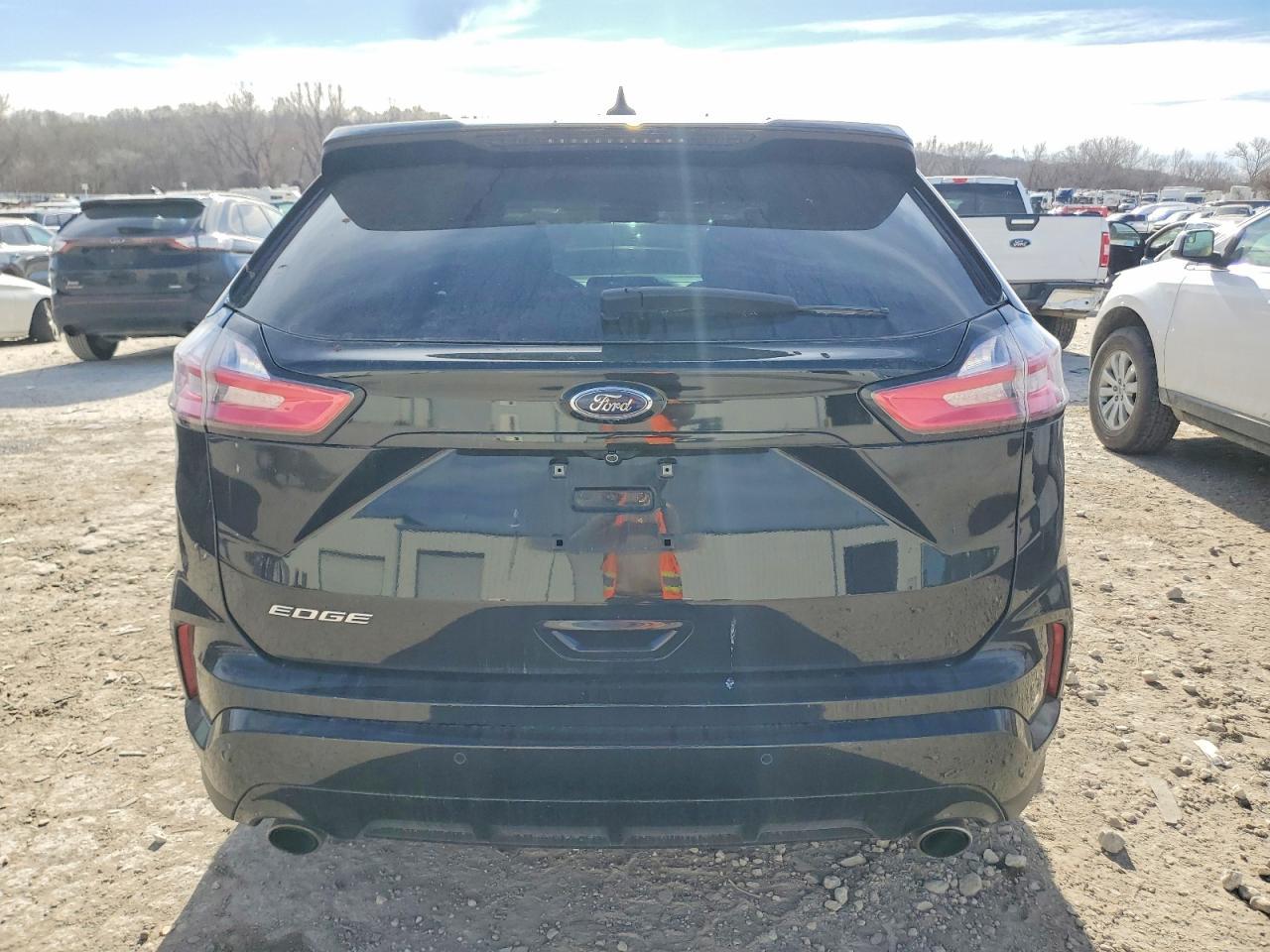 2020 Ford Edge - Image 6