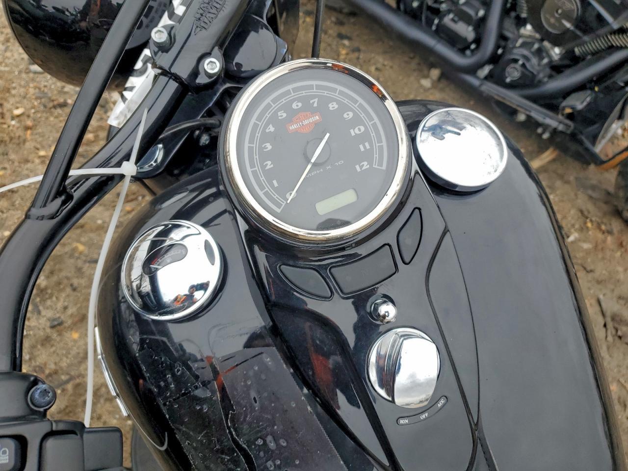 2017 Harley Davidson Flss Softail Slim S - Фото 7