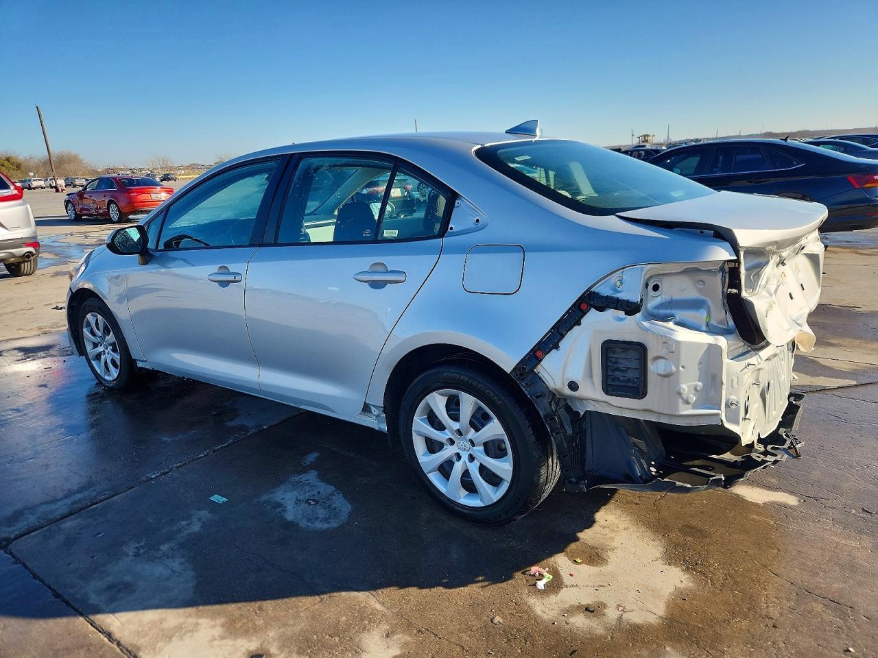 2021 Toyota Corolla Le - Фото 2