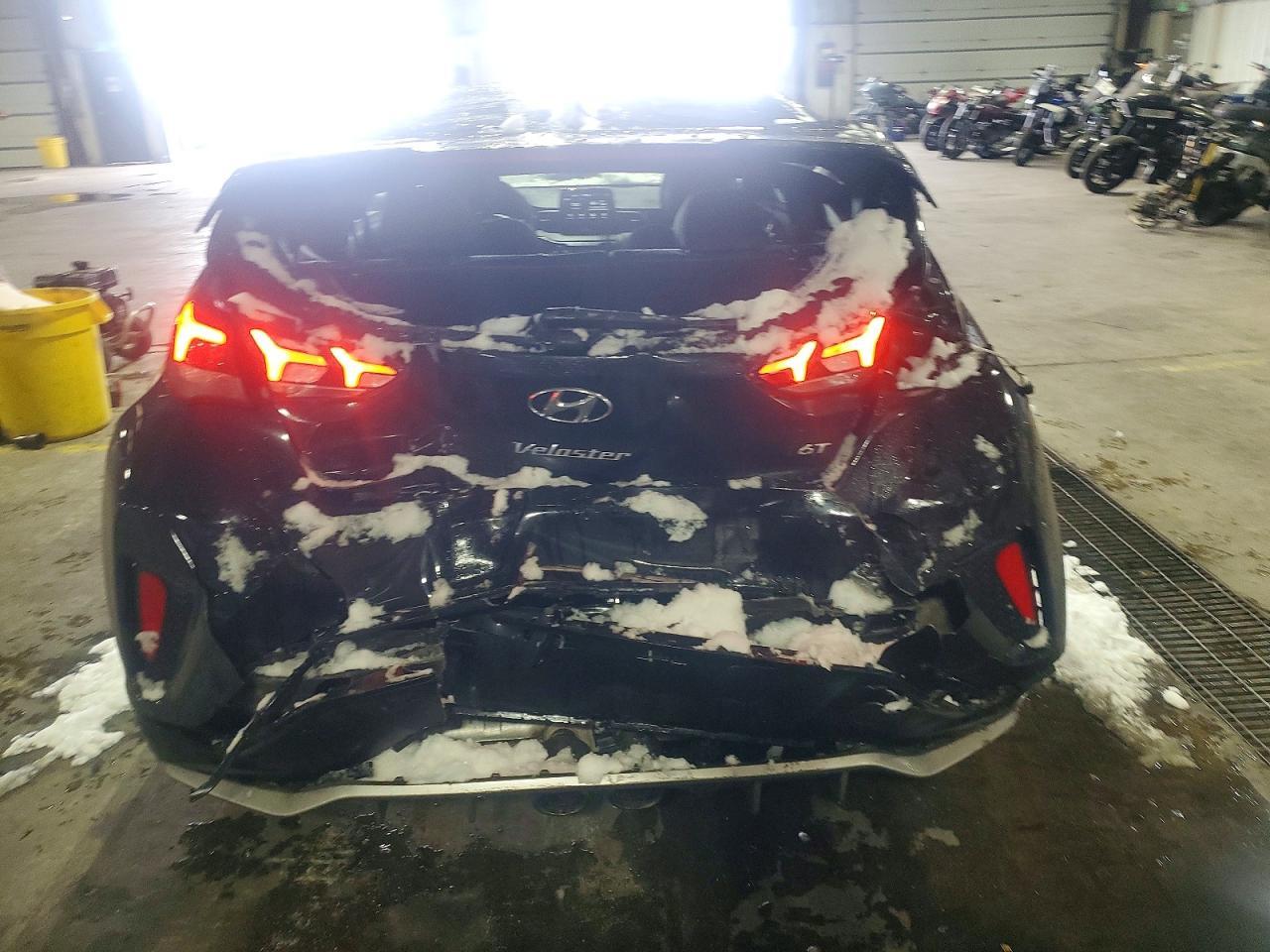 2020 Hyundai Veloster Turbo - Image 6