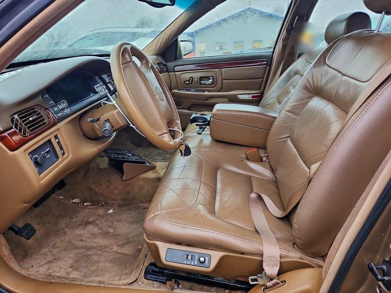 1998 Cadillac Deville - Image 7