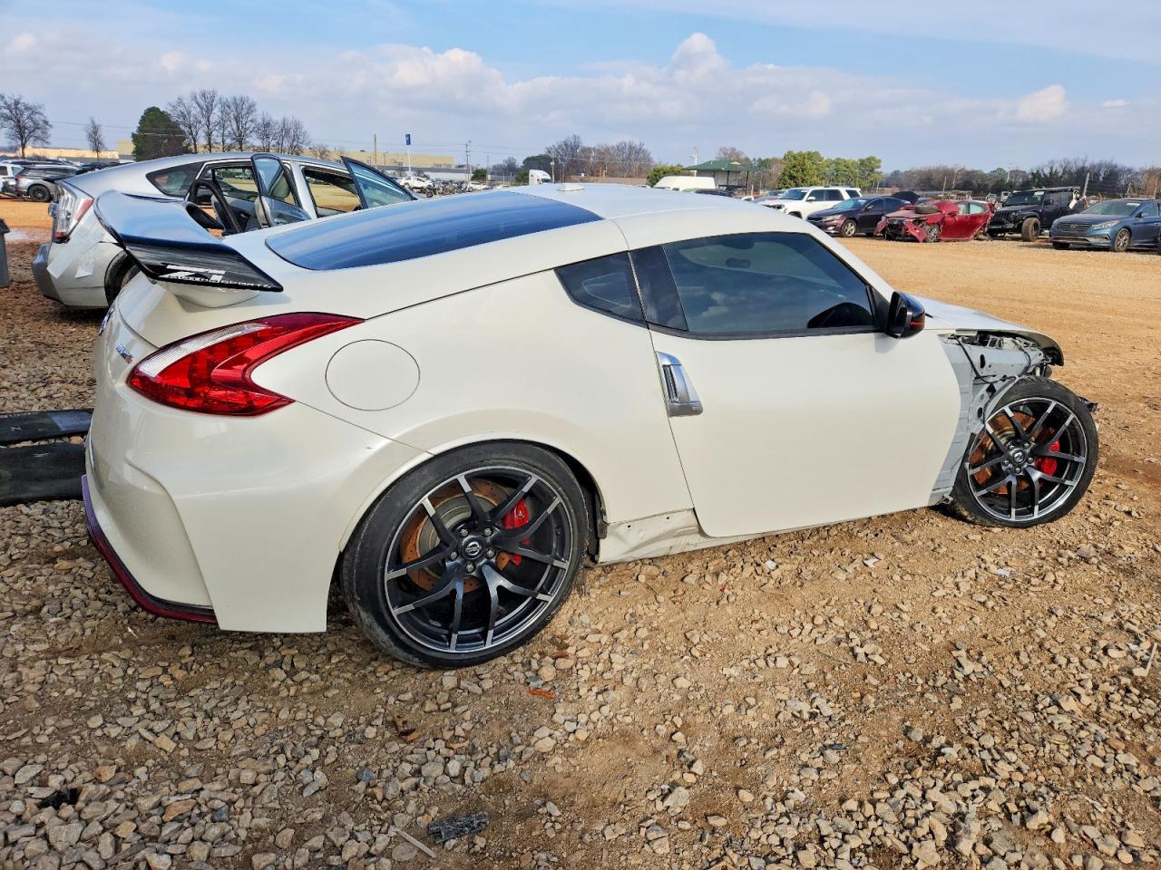 2016 Nissan 370Z Base - Image 3