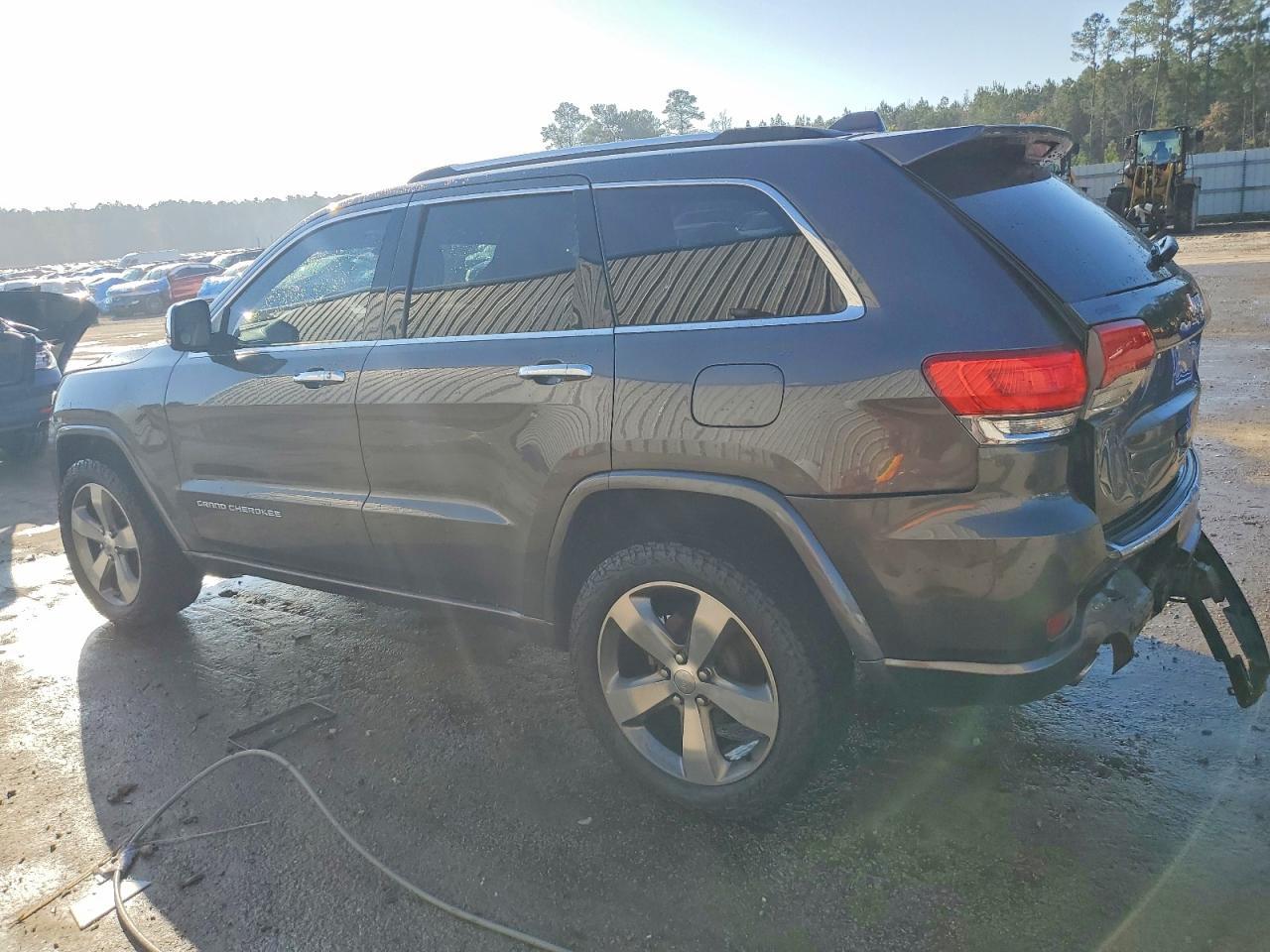 2016 Jeep Grand Cherokee Overland - Фото 2
