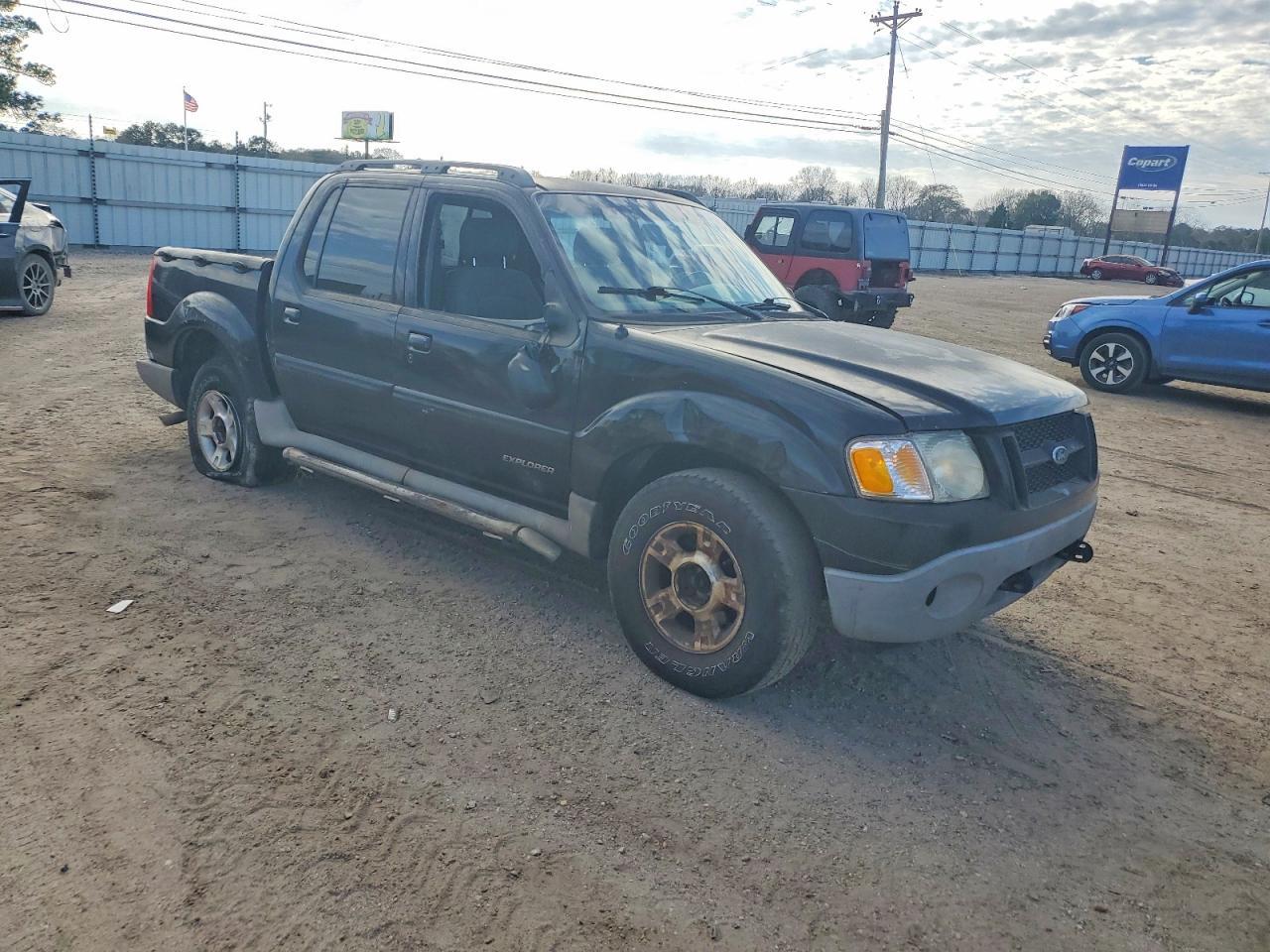 2002 Ford Explorer Sport Trac - Image 4