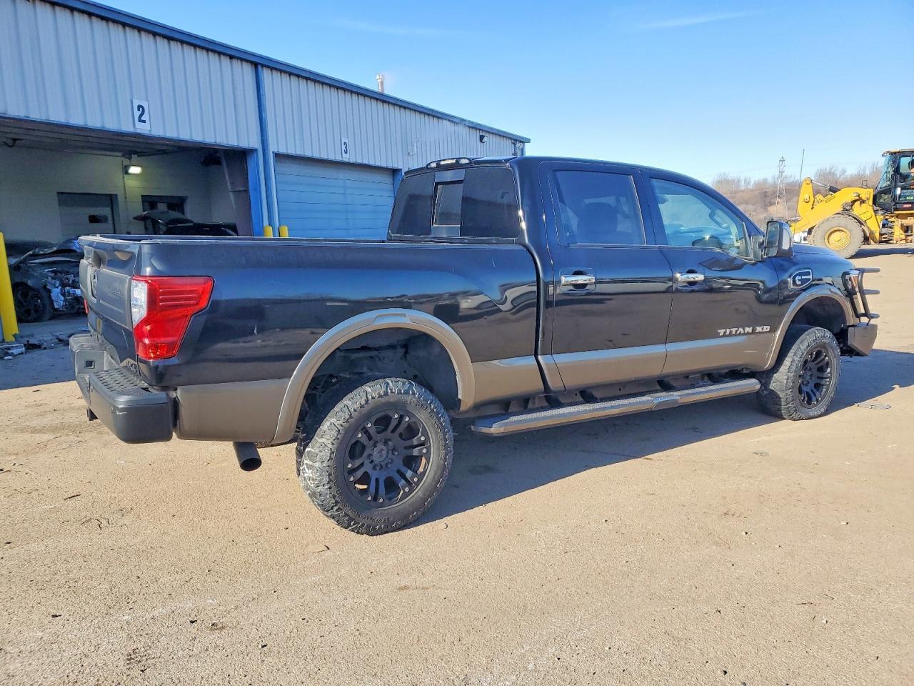 2016 Nissan Titan Xd Sl - Фото 3