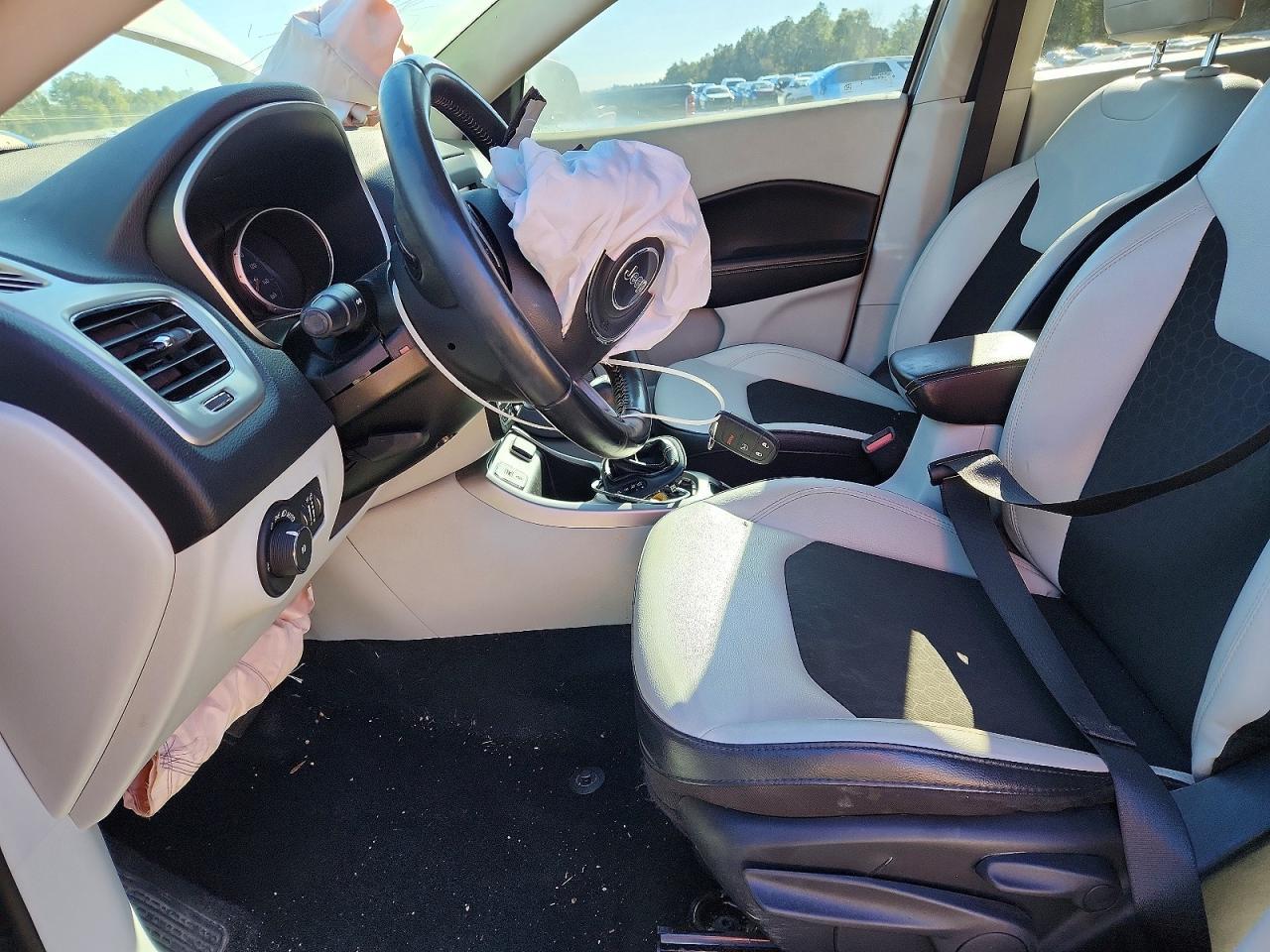 2019 Jeep Compass Latitude - Фото 7