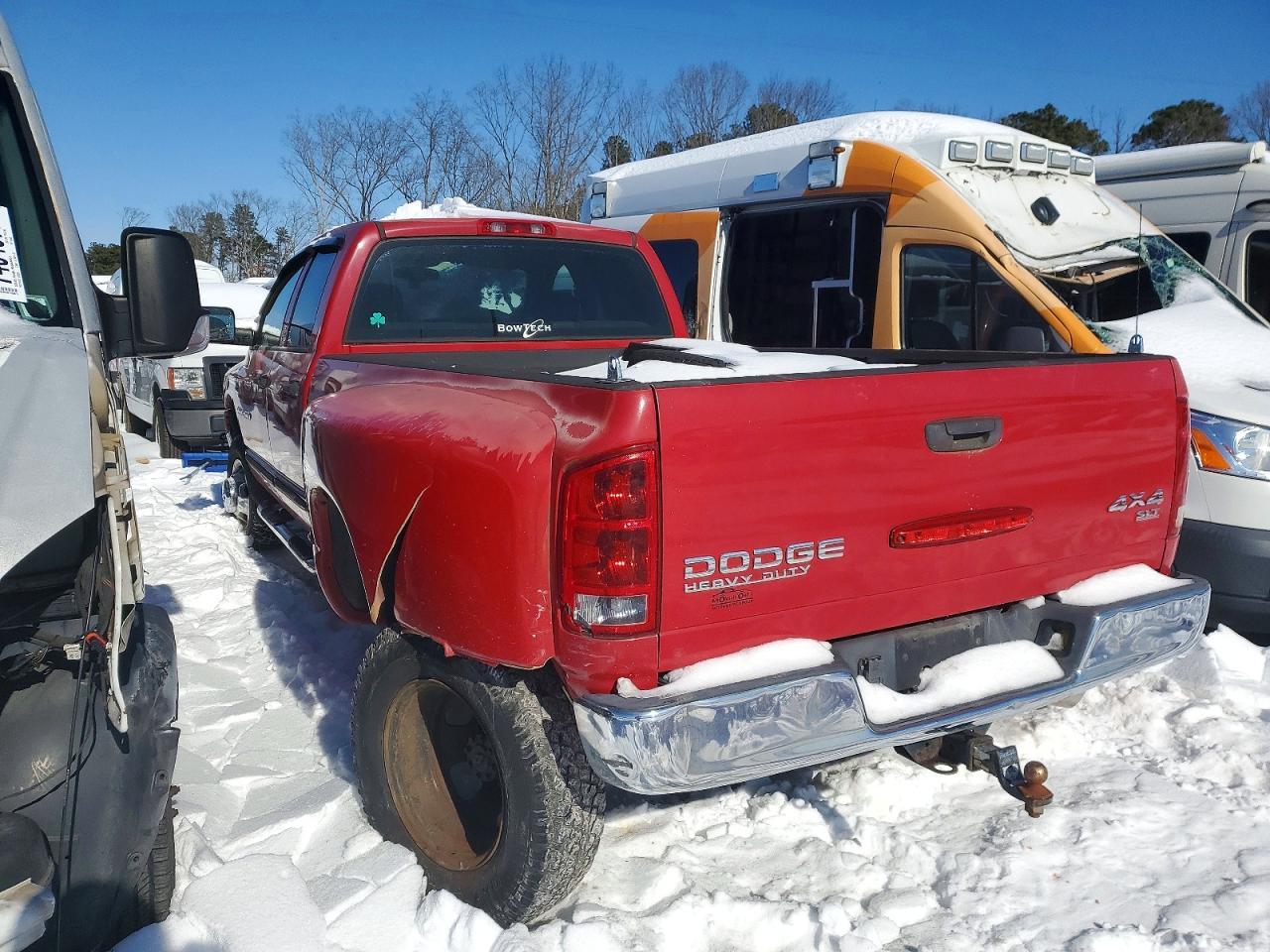 2003 Dodge Ram 3500 St - Фото 2