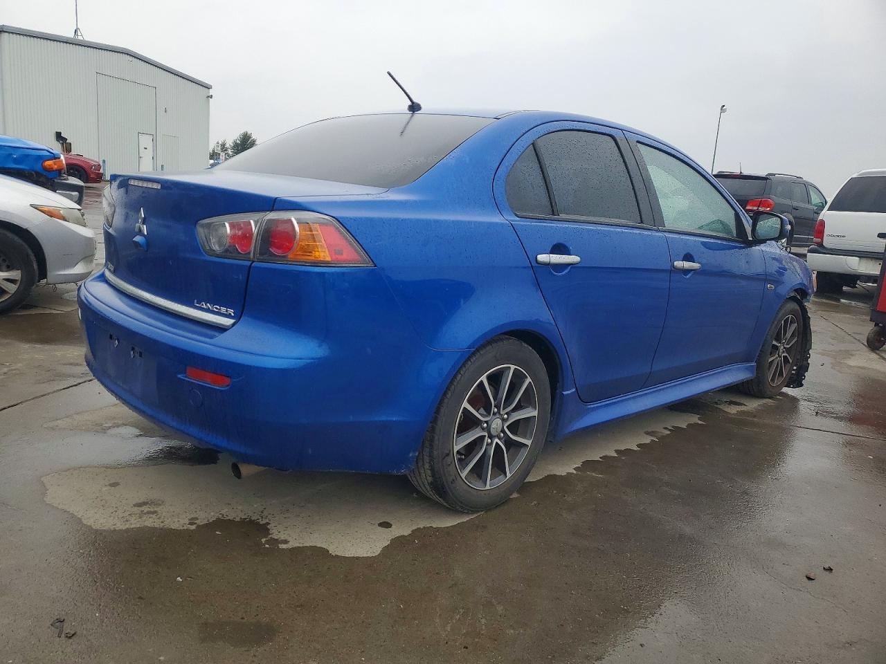 2017 Mitsubishi Lancer Es - Image 3