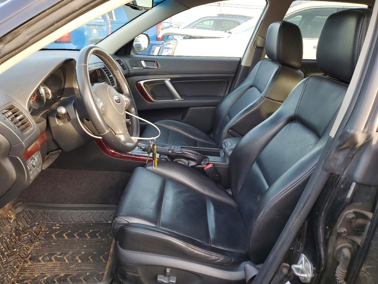 2009 Subaru Outback 2.5I Limited - Image 7