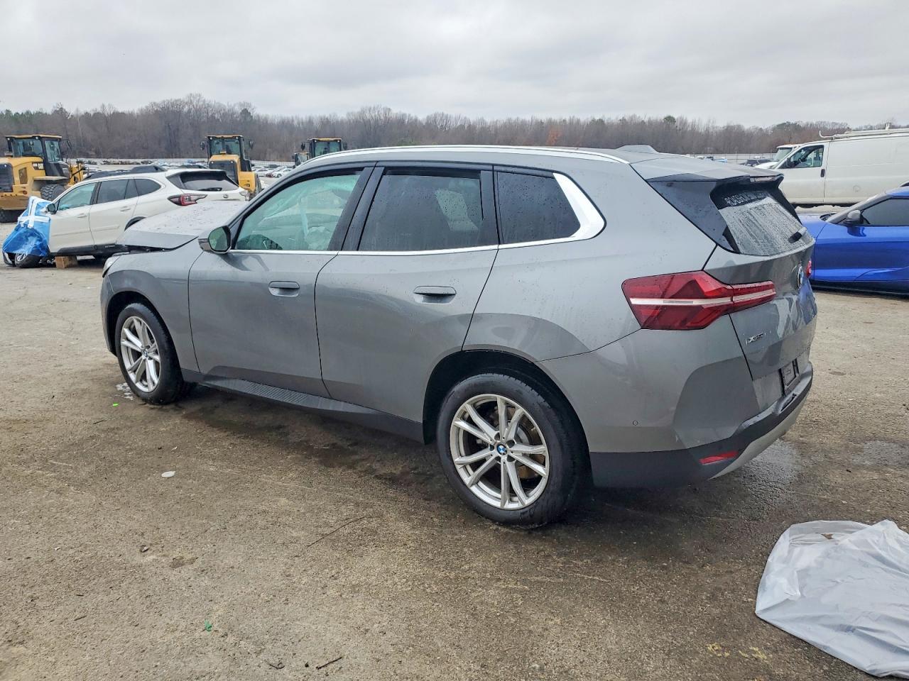 2025 BMW X3 30 xDrive - Image 2