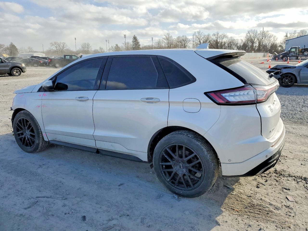2018 Ford Edge Sport - Фото 2