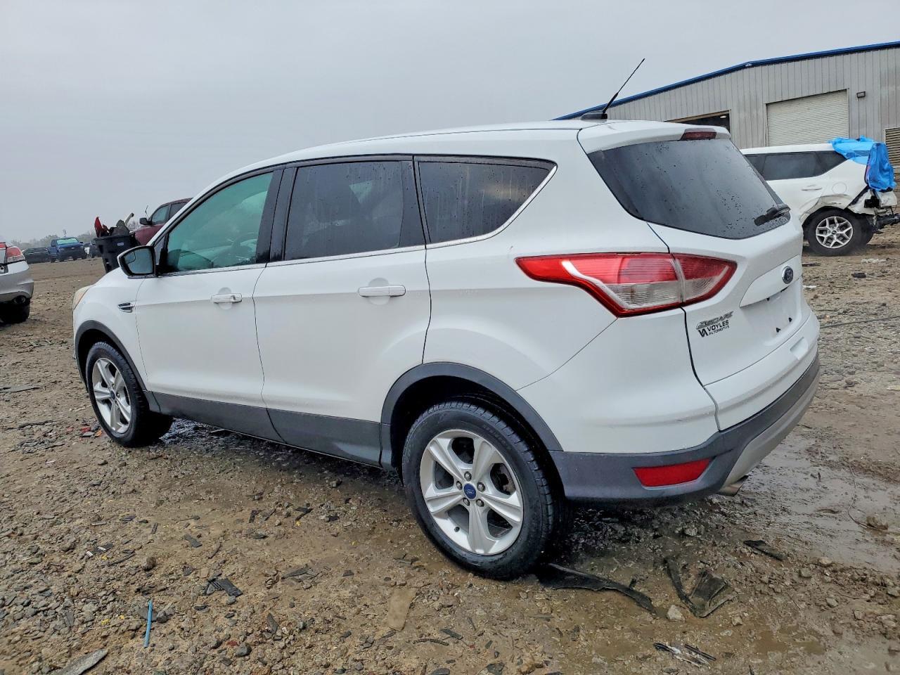 2015 Ford Escape Se - Фото 2
