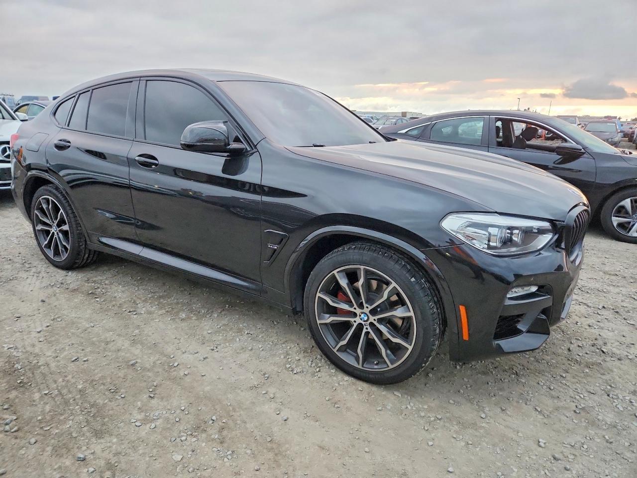 2019 BMW X4 xDrive30I - Image 4