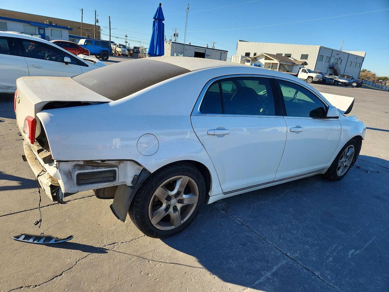 2010 Chevrolet Malibu 1Lt - Image 3