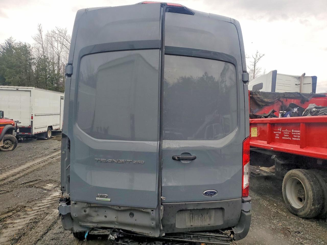 2022 Ford Transit T-250 Delivery Van - Image 6